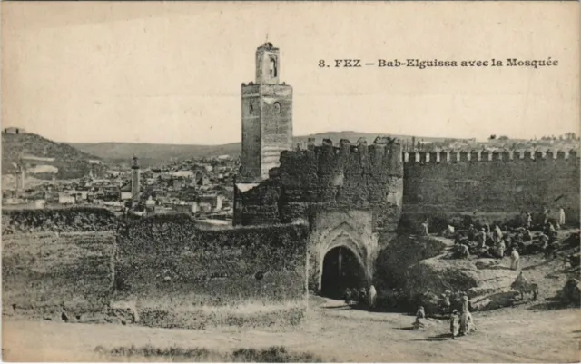 CPA AK FEZ - Bab Elguissa avec la Mosquée MAROC (669336)
