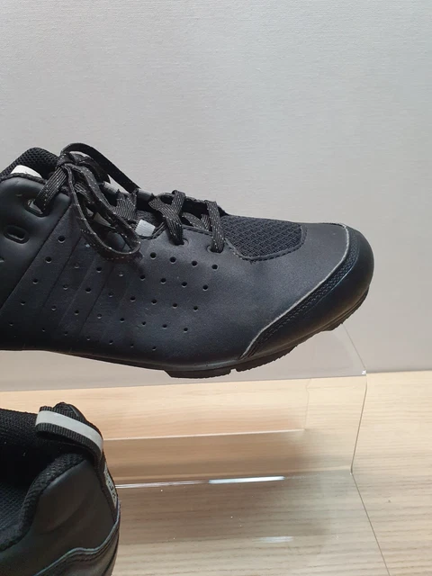 Decathlon Triban 500 Radstraße/Kies SPD schwarz Schuhgröße 8,5 2