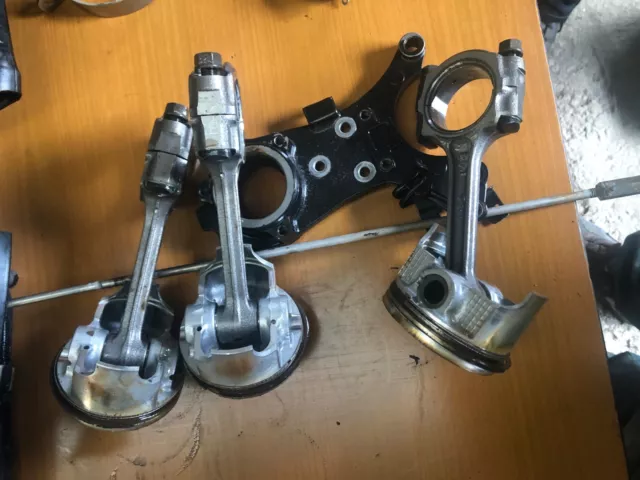 piston avec bielle  pour df 50 et df40 cv suzuki 4 tps