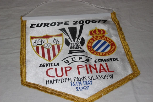 BANDERIN DE FUTBOL ANTIGUO MATCH UEFA CUP MALAGA C.F Y AEK DE