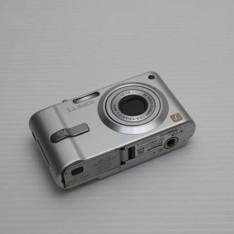 Panasonic LUMIX DMC-FS1 シルバー 概要 デジタルカメラ DMC-FS1 | LUMIX（ルミックス） ミラーレス
