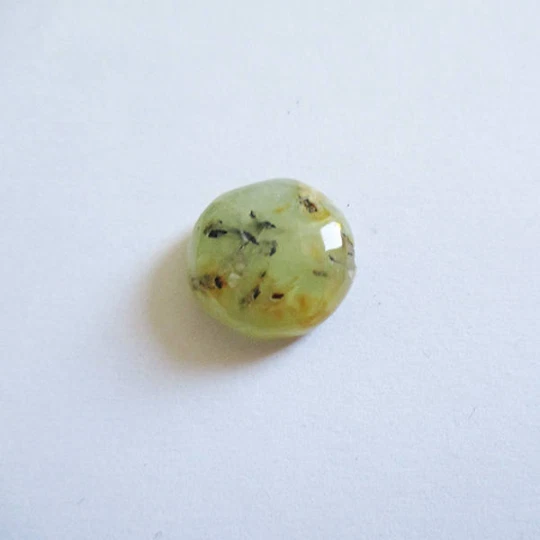Préhnite cabochon pierre fine 15x15x6mm gemme multicolore reiki chakra plexus