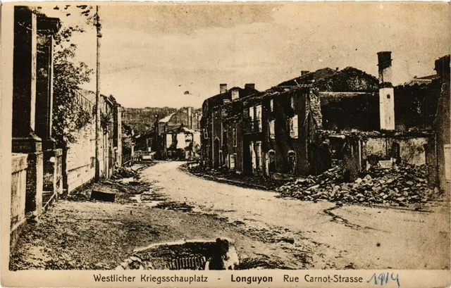 CPA AK Militaire LONGUYON - Rue Carnot Street (362509)