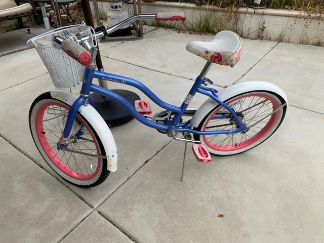 huffy girls beach cruiser