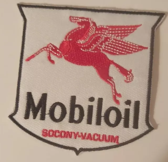 Very Attractive "Mobiloil - Socony-Vacuum" Cloth  Patch -Nice-New -Adhesive Back