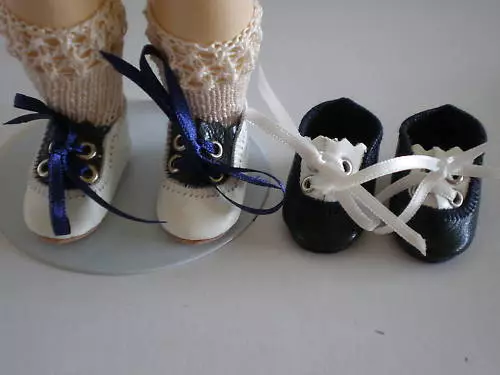 CHAUSSURES en CUIR Jackie 4 cm pour/de POUPEES BLEUETTE - .DOLL SHOES - G.BRAVOT