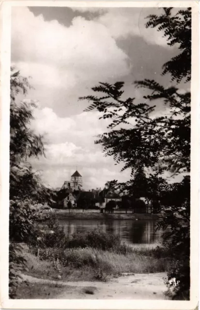 CPA COSNE-sur-LOIRE - view of St-Jacques (293242)