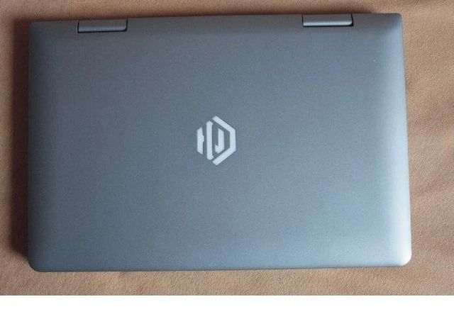 Tablette Danew DSLIDE 1013QC – 10,1 Pouces, Gris Anthracite, Ouverte Mais Jamais Utilisée
