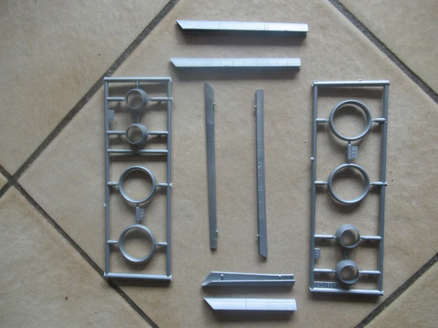 pièces de rechange pour AIRBUS A 380, HELLER, 1/125, réf: 52904, (airfx, revell)