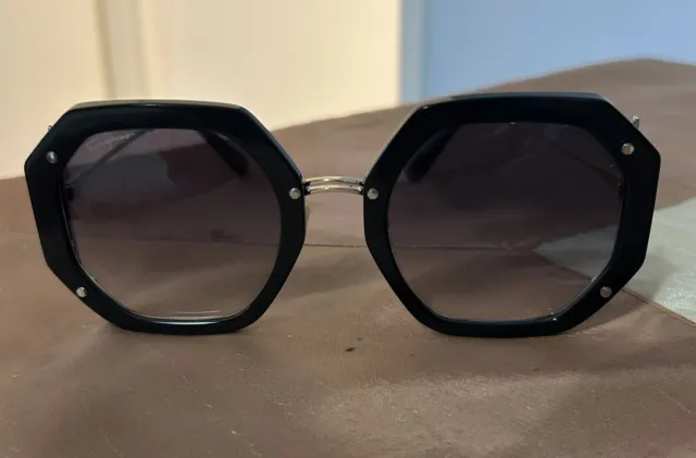 Salvatore Ferragamo Sunglasses As New In Perfect Condition RRP $ 279