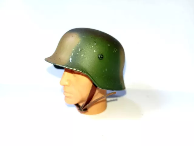 1/6 Scale Dragon German Wwii - Metal Helmet W/ Camo 3