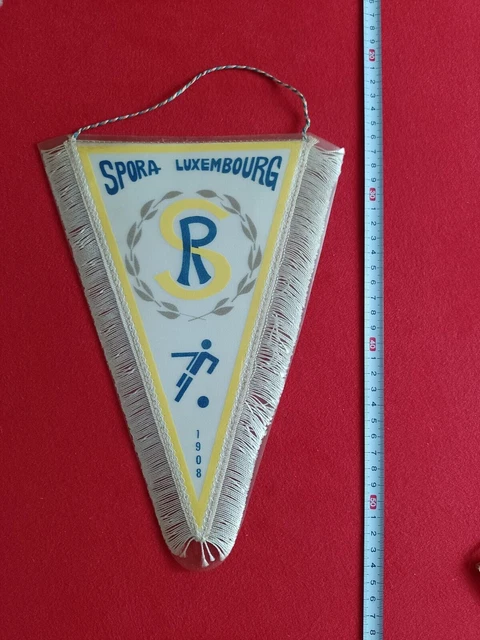 FANION DE FOOTBALL ancien - SPORA LUXEMBOURG EUR 16,53 - FR
