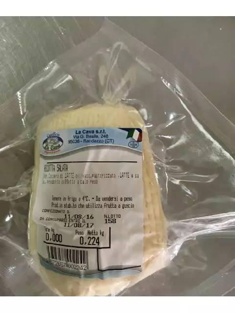 ricotta salata formaggio ( Sicilia  che gusto ) 250 g 2