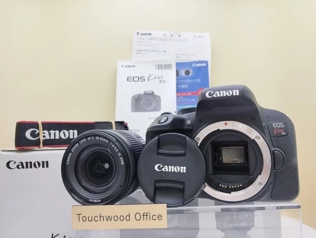 CANON EOS KISS X9i DSLR Digital Camera 18-55mm Lens 