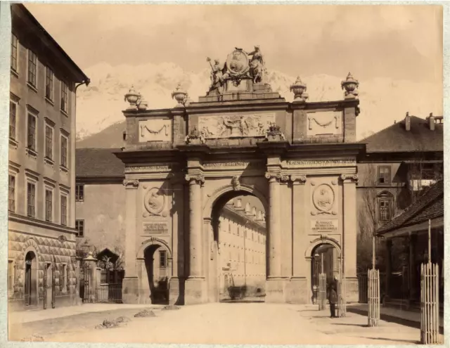 Autriche, Innsbruck, Triumphal Arch in Innsbruck vintage albumen print,  Tirag