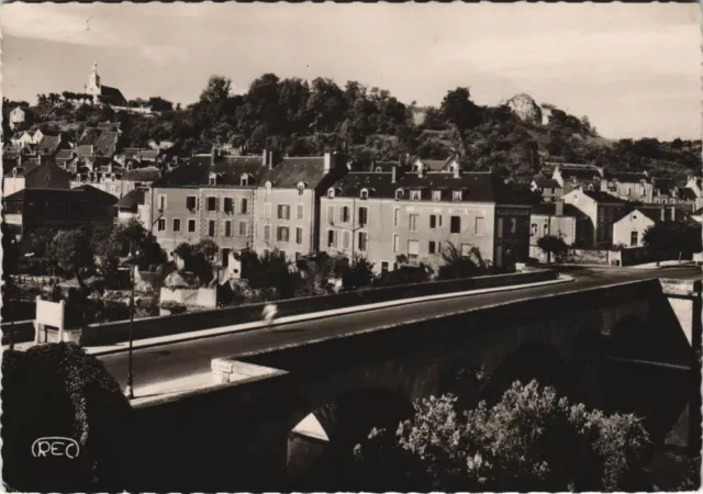 CPM Argenton-Sur-Creuse Le Pont (16614)