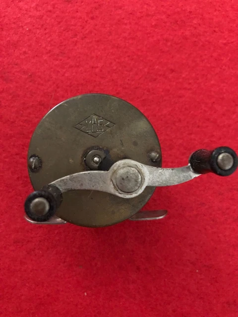 Ancien moulinet  taker fish  peche en riviere - Collection