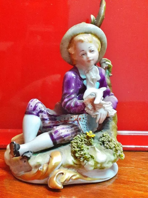 🟢CAPODIMONTE Statuetta porcellana GIOVINCELLO CON COLOMBA - anni '60