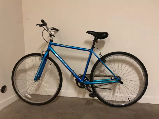 Ladies overrev High roller 700Kent Bicycle