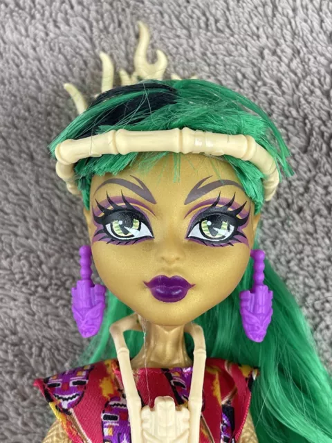 Monster High Ghouls Getaway Jinafire Long Doll 2