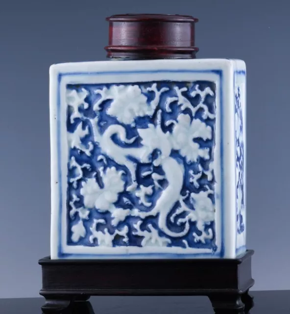 Fine Antique Chinese Blue & White Carved Dragon Figural Porcelain Tea Caddy Jar
