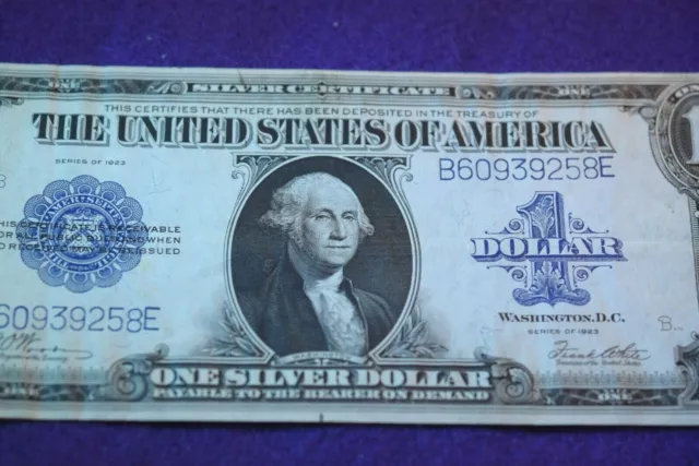 1923 Series $1 Large Silver Certificate Nice Crisp Bill--Fr# 238!  #864 3