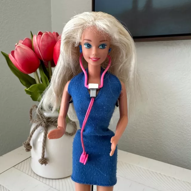 Pediatra barbie shop