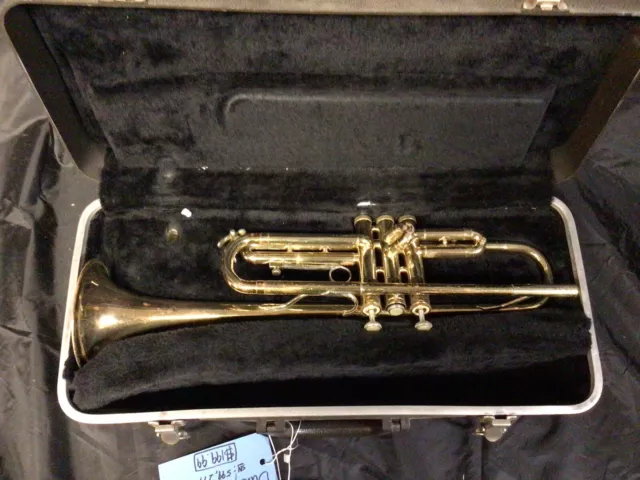 Bundy Cornet Serial 599277