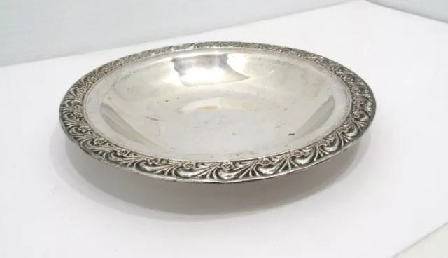 WM Rogers Silverplate 7" Nut & Candy Dish Serving Saucer Floral Pattern 748