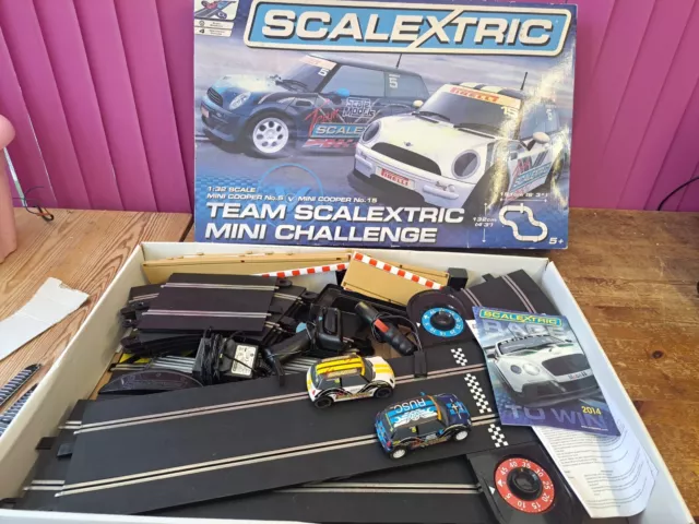 Scalextric Team Scalextric Mini Cooper Challenge, Box Set.