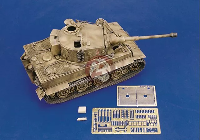 Royal Model 1/35 Tiger I Late Version Tank Update Set WWII (for Tamiya kit) 027