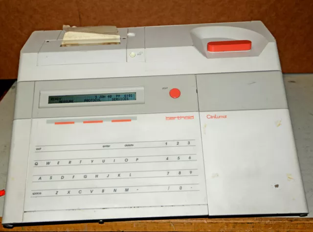 Berthold Type LB 9502 Clinilumat Single Tube Luminometer