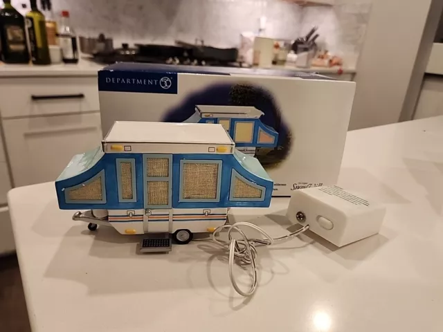 Dept 56 Lighted HOME AWAY FROM HOME 55171 SNOW Village CAMPER Department