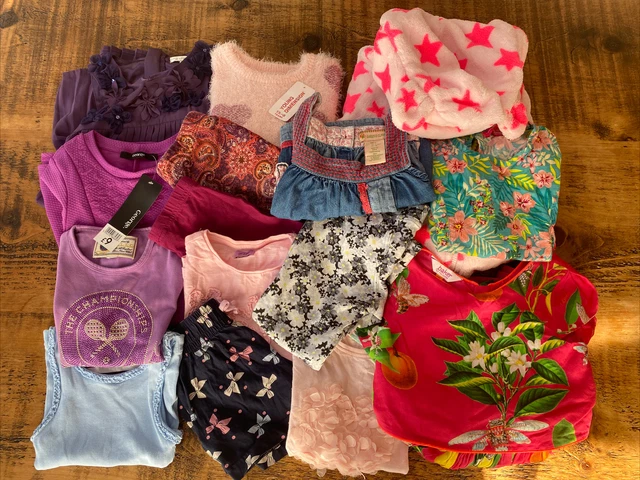 Enorme pacchetto di vestiti per ragazze età 4-5 Ted Baker, Primark, F&F, Zara ecc. 15 pezzi