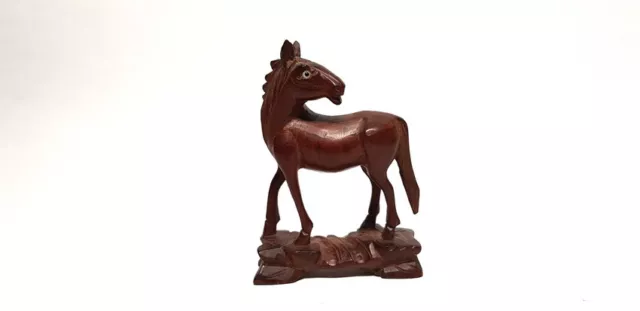 Alte geschnitzte Holzfigur „Pferd“
