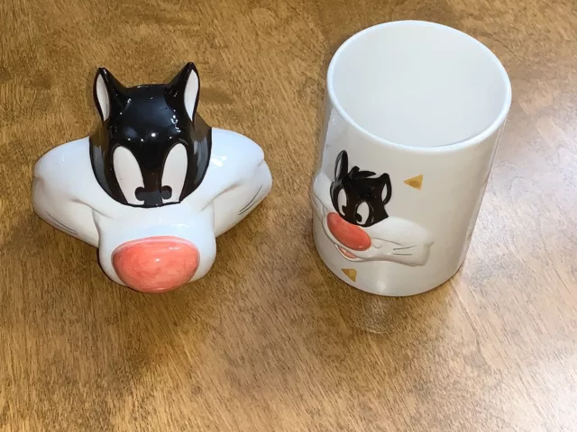 1993 Warner Bro. Sylvester  Cat Looney Tunes Ceramic Toothbrush Holder Cup