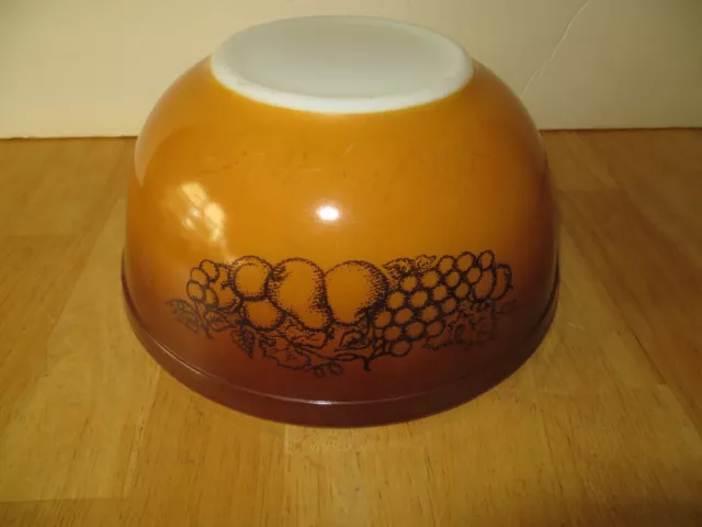 Vintage Pyrex 2.5qt Old Orchard Mixing Bowl #403