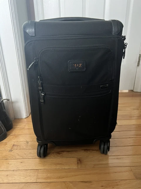 Tumi Alpha 2 International Expandable 4 Wheeled Carry-On Black Spinner $350