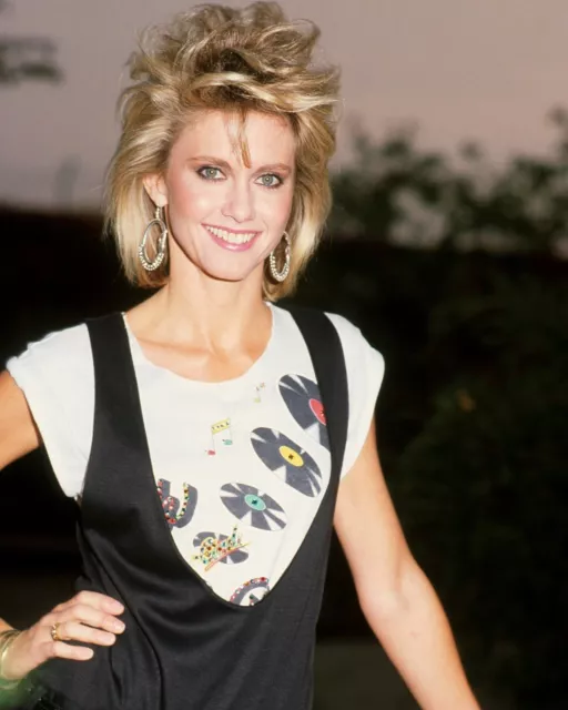 SEXY OLIVIA NEWTON-JOHN 8x10 PHOTO ICONIC DEATH JOHN TRAVOLTA GREASE