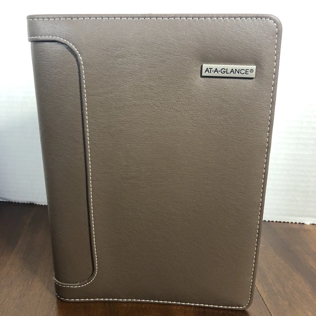 At-A-Glance Harrison Leather Day Planner - Undated, 8.5"x11", Zipper Closure, Brown