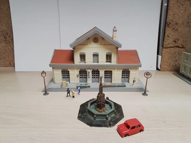 Jouef HO – Scène De Quai De Déchargement Avec Grue Orange, Maquette