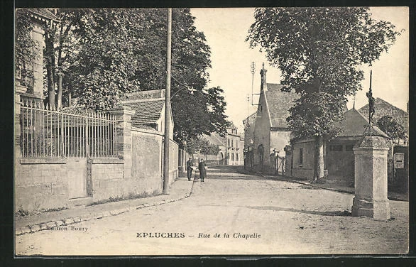 CPA Epluches, Rue de la Chapelle, vue de la rue