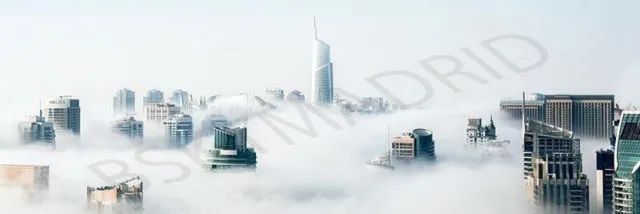 Cuadro en lienzo alargado ciudad en la niebla BN, NUEVO