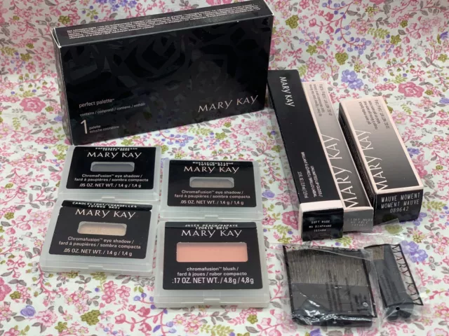 Mary Kay makeup kit with cosmetic palette and more. *All full size and all NIB*