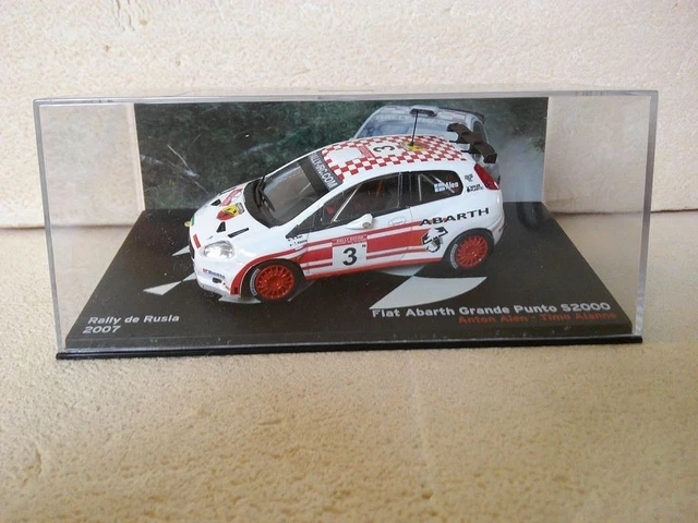 Modèle Réduit Fiat Punto S2000 Rally Condroz 2007 - IXO 1/43, édition Spéciale Toy Fair Nuremberg 2008
