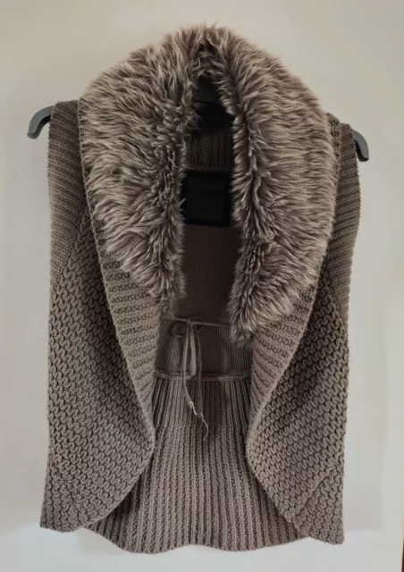 Gilet fourrure sans manche jennyfer best sale
