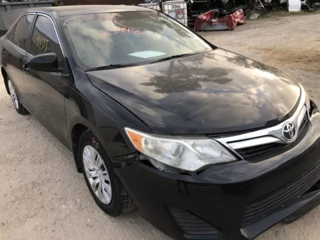 2012 2013 2014 TOYOTA CAMRY Airbag Air Bag LOWER KNEE Left Driver side    780160
