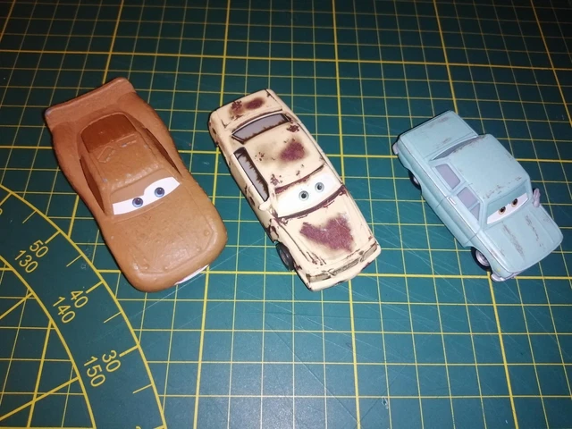 lot de  voitures cars disney pixar  mattel metal  d occasion