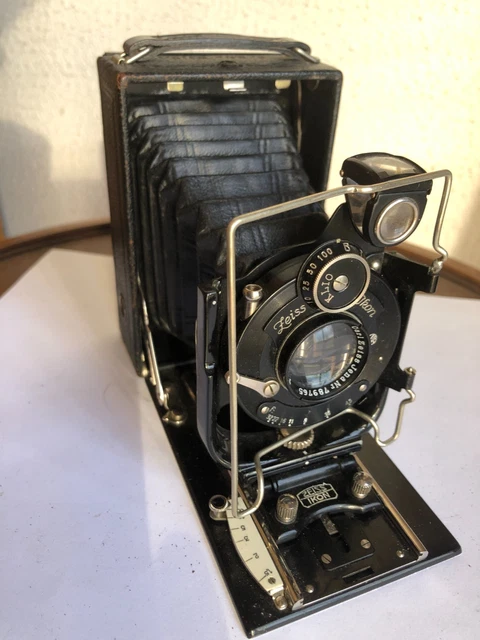 Appareil Photo Ancien Contessa Zeiss Grand Modèle – Vintage Et Rare