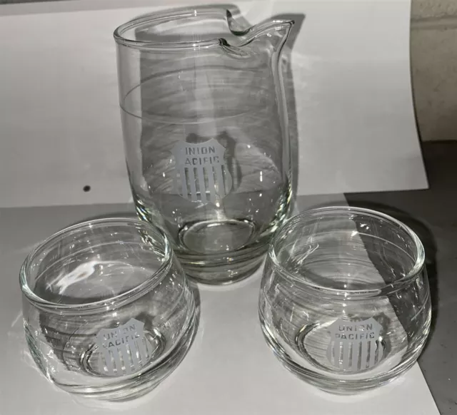 Union Pacific Railroad Dining car pitcher & two glasses Martini Cocktail set